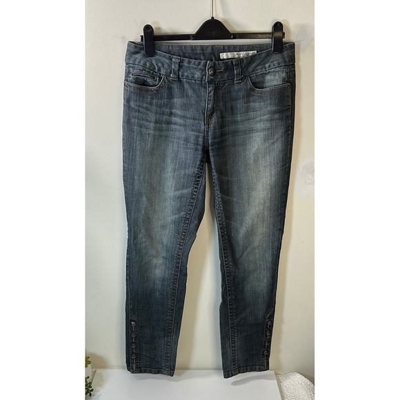 DKNY Denim Jeans with Button Detail Dark Wash Casual Pants women's size 12 - Picture 1 of 9